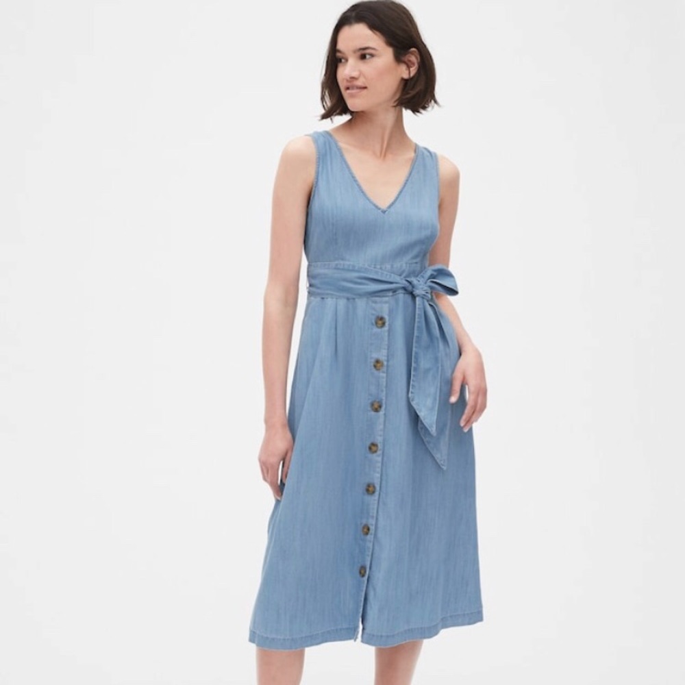 NWT Button-Front Midi Dress in TENCEL™✨✨✨